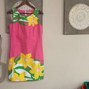 Lily Pulitzer dress in excellent condition. Worn once.